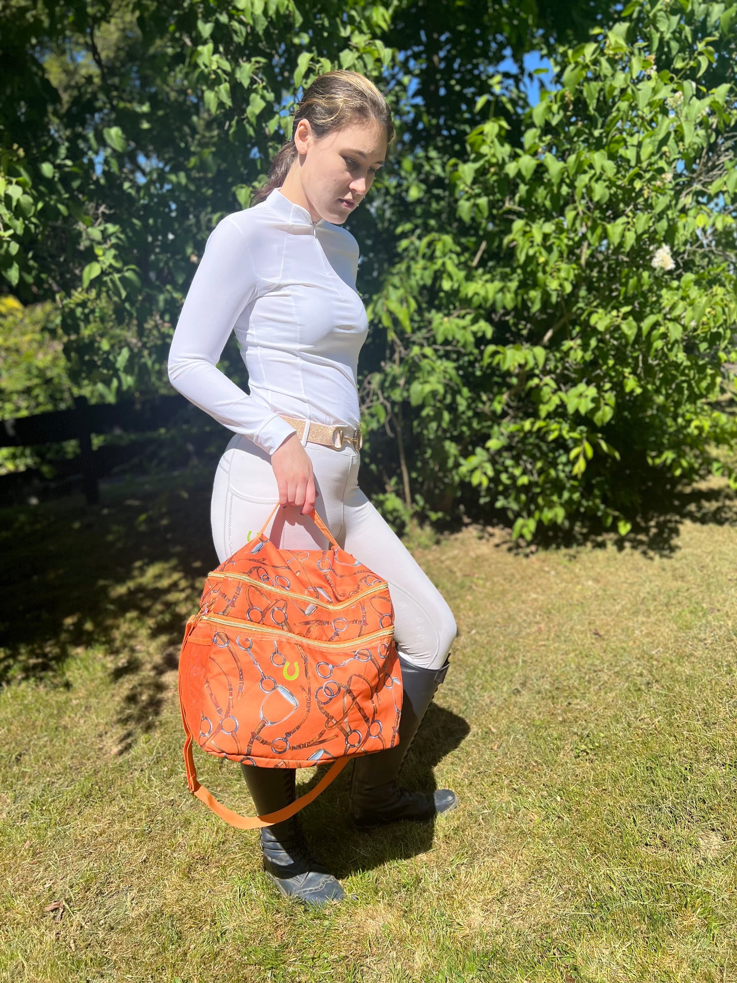 Orange Putztasche