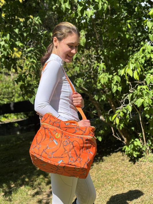 Orange Putztasche